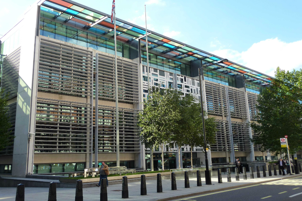 Imagem relacionada à notícia: Perito líder designado para turbocarregar a construção de casas Euston