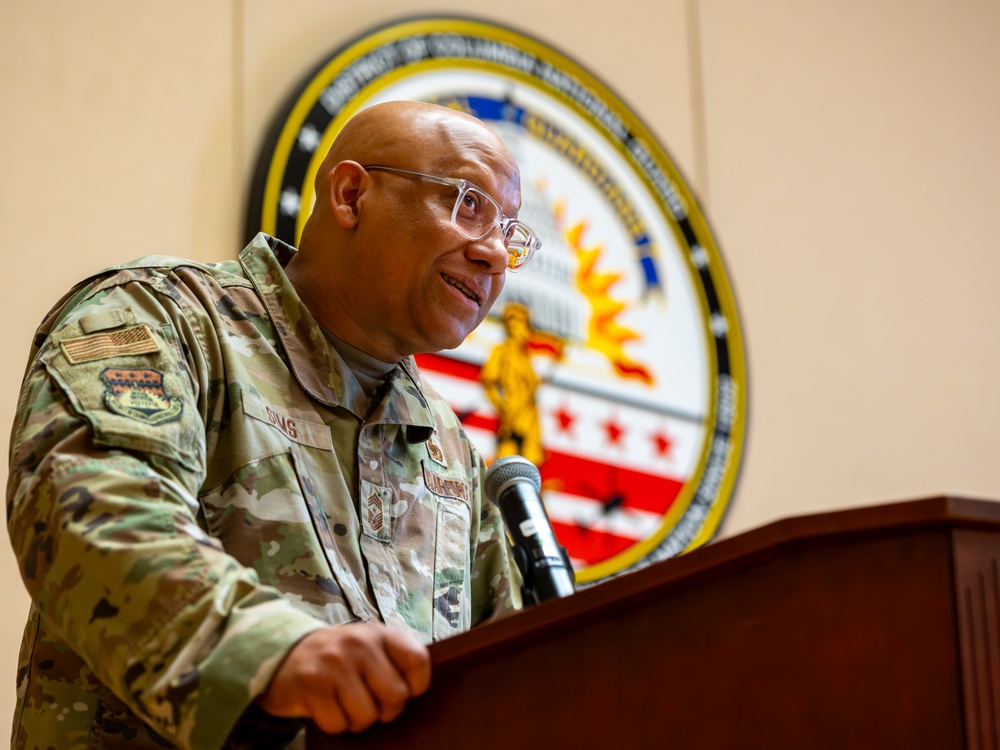 Imagem relacionada à notícia: DC Air Guard Nacional Transições Chefe de Comando