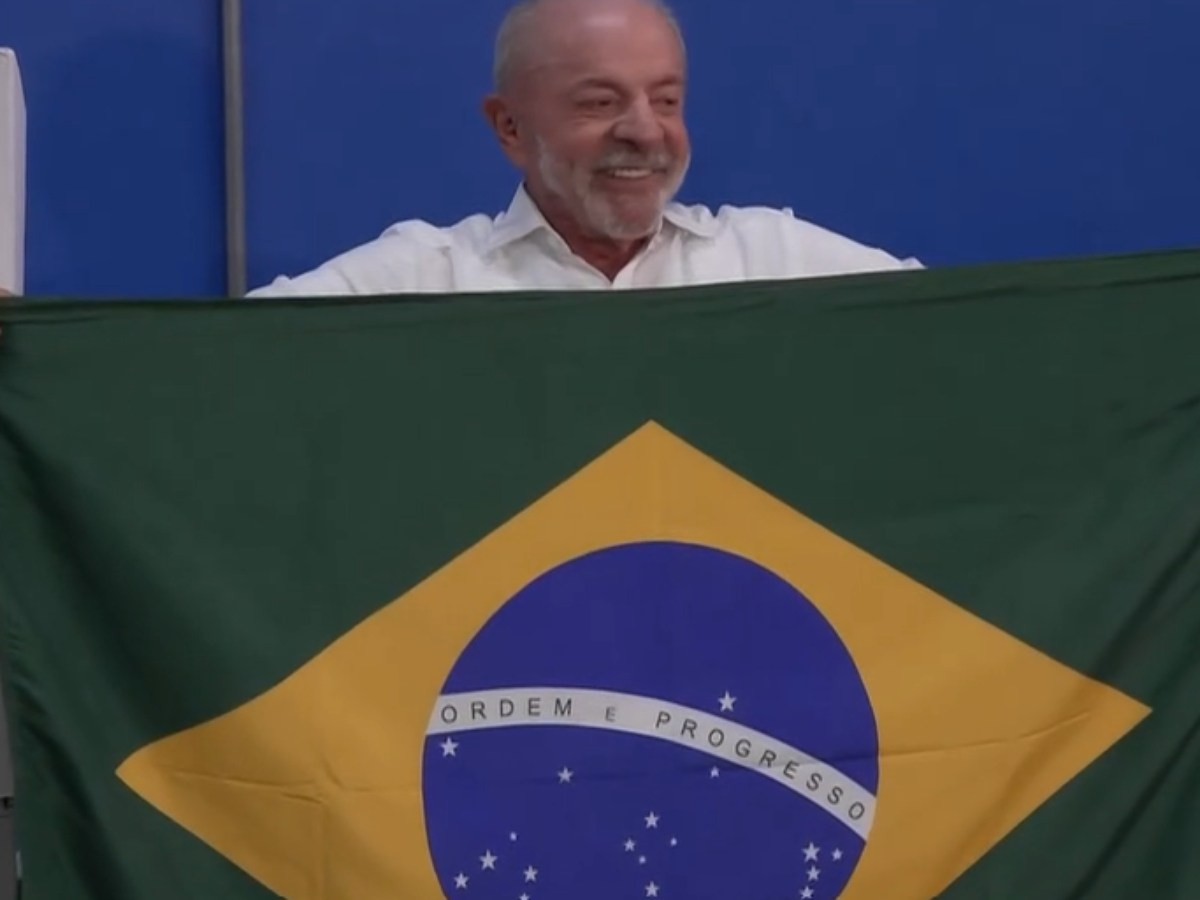 Lula diz que nunca pensou em disputar eleição com 'miliciano'