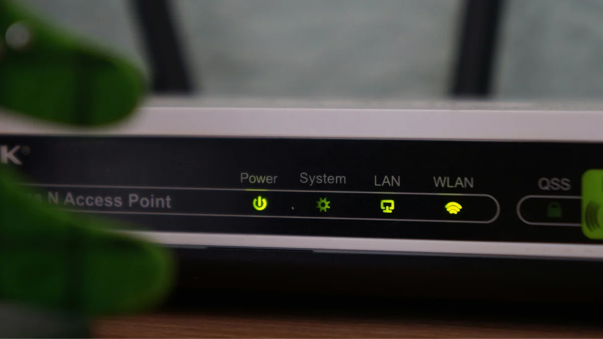 Imagem da matéria: Como seu provedor de internet vigia o que você faz em casa e como impedir