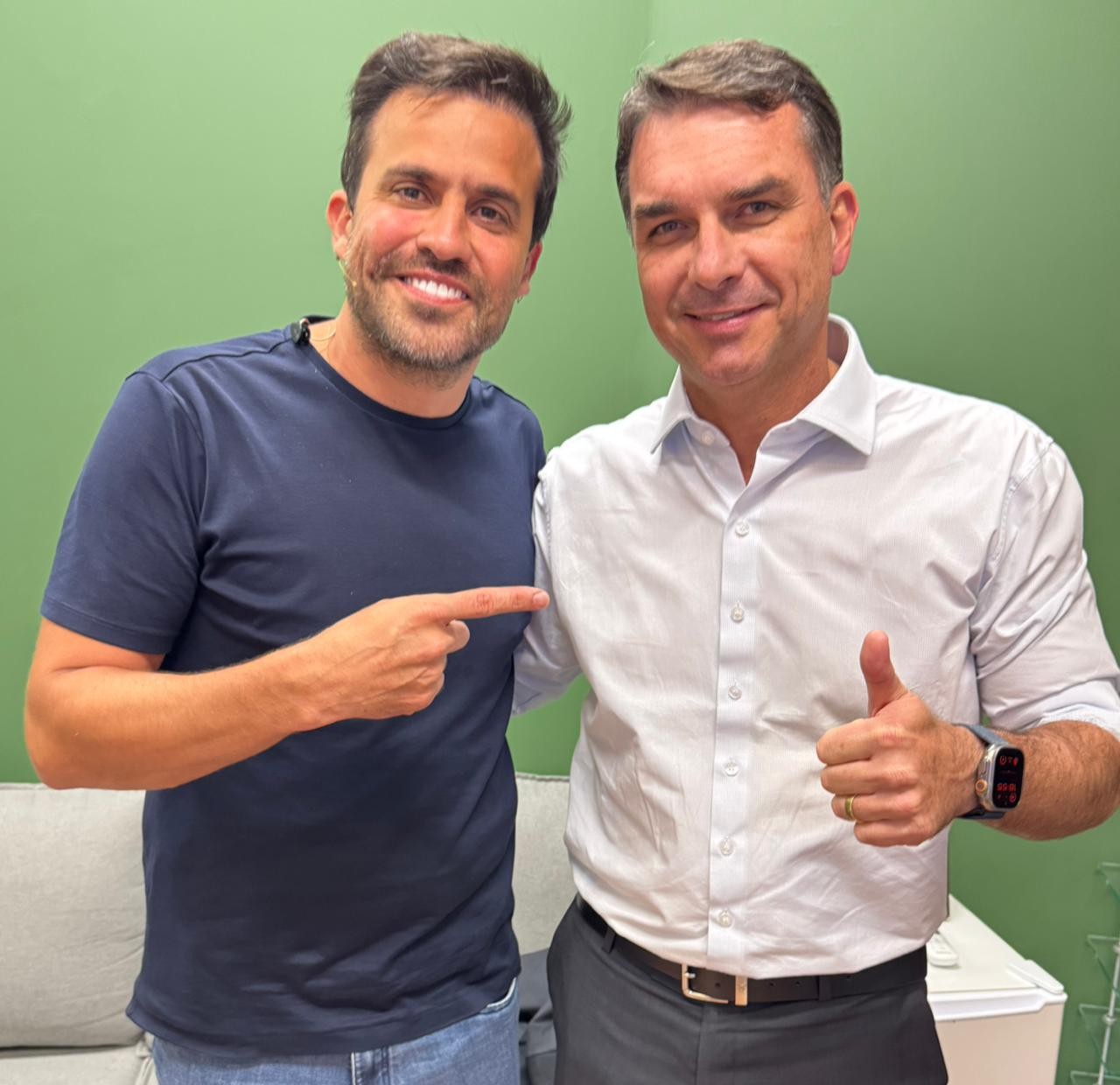 Os três motivos que fizeram campanha de Flávio Bolsonaro se distanciar de Pablo Marçal