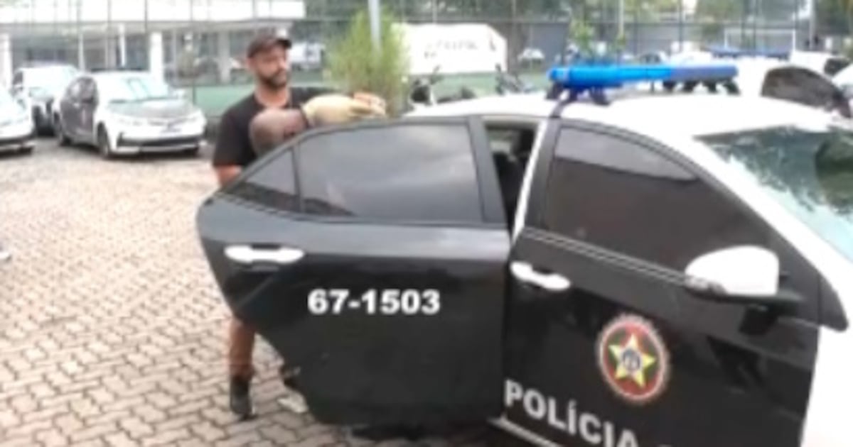 Suspeito de oferecer transporte irregular a passageiros no Galeão é preso por extorsão a chilenos
