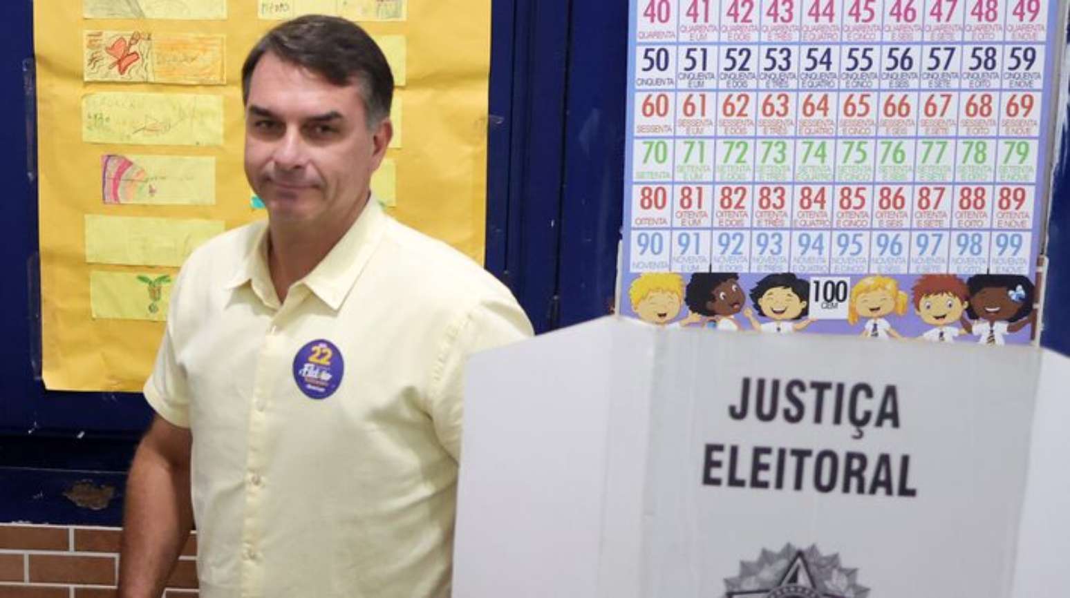 O candidato Fl&aacute;vio Bolsonaro perdeu as elei&ccedil;&otilde;es deste ano no 2&ordm; turno