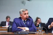 Deputados federais do DF têm patrimônio de R$ 204 mil a R$ 10 milhões