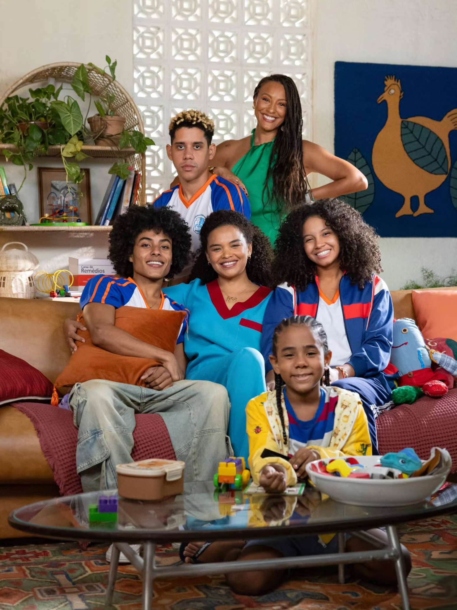 Laura Luz faz parte do n&uacute;celo principal da novela 'Por Voc&ecirc;'