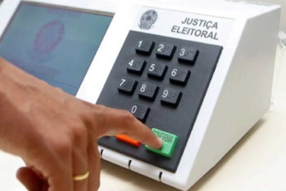 Primeira hora do 2º turno tem mais de 1 milhão de ausências justificadas