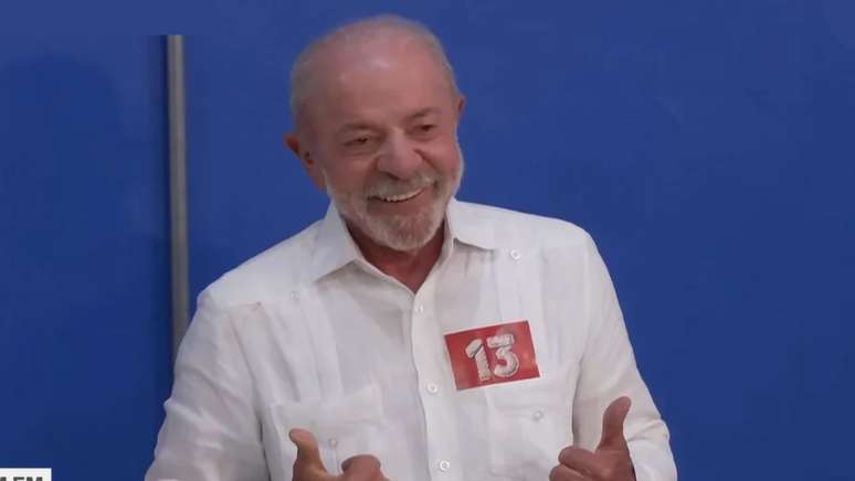 Lula diz que nunca pensou em disputar eleição com 'miliciano'