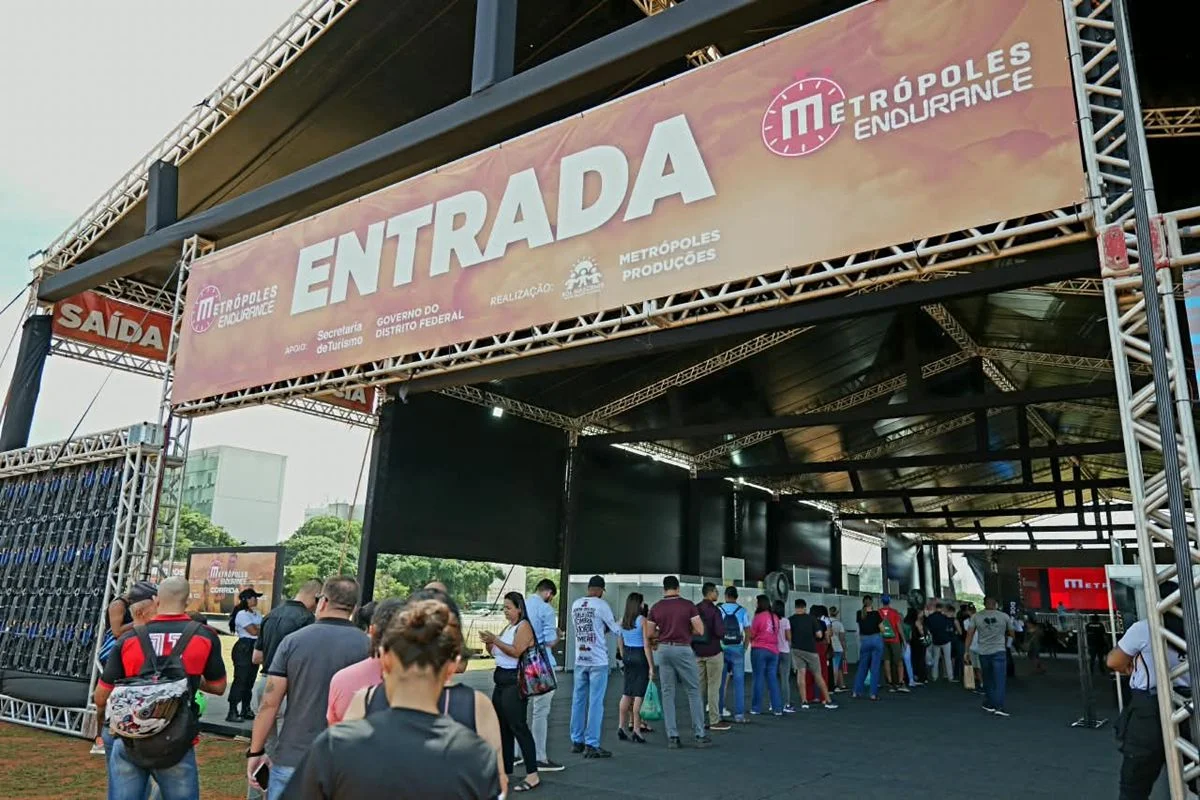 Vila do Metrópoles Endurance Corrida reúne estandes de esporte e bem-estar